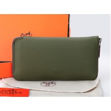 Cartera con cremallera Hermes de piel original color oliva
