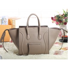 Bolso tote cuadrado Phantom de Celine Luggage, de piel Togo, color caqui claro