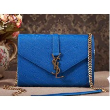 Bolso satchel pequeño con monograma de YSL en piel matelasse texturizada de grano azul