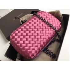 Bottega Veneta Clutch Con Nudo En Boucher Intreccio Rosa