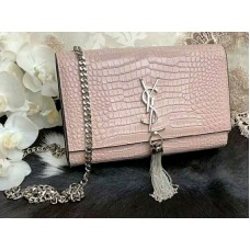 Saint Laurent Kate Medium con borla de piel de cocodrilo brillante rosa claro