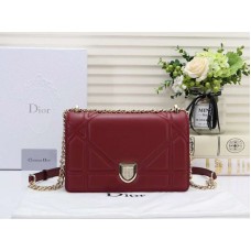Bolso Dior Diorama de piel de cordero burdeos d05281