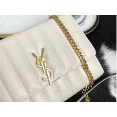 Saint Laurent Vicky Medium en Matelassé, piel de cordero blanca