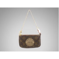 Louis Vuitton Monogram Mini Pochette Accesorios Baúles y bolsos