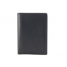 Cartera grande de piel Taiga de Louis Vuitton Boreal