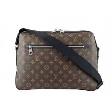 Torres Macassar con monograma de Louis Vuitton