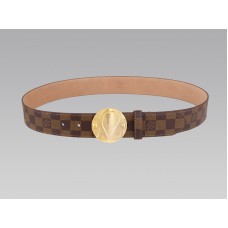 Cinturón Louis Vuitton 1904 Damier con hebilla dorada