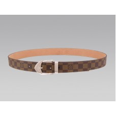 Cinturón Louis Vuitton Damier con hebilla plateada