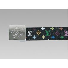 Cinturón multicolor negro con hebilla plateada y firma oblicua de Louis Vuitton