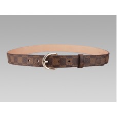 Cinturón Louis Vuitton Damier con hebilla dorada
