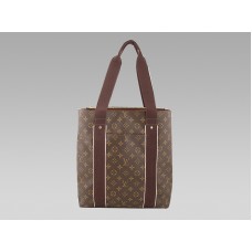Louis Vuitton Monograma Beaubourg