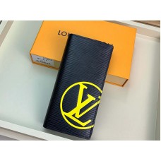 Cartera Louis Vuitton Epi Brazza de piel negra con iniciales amarillas m67910